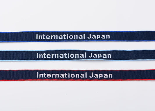 縁ラインのネックストラップの事例の紹介です