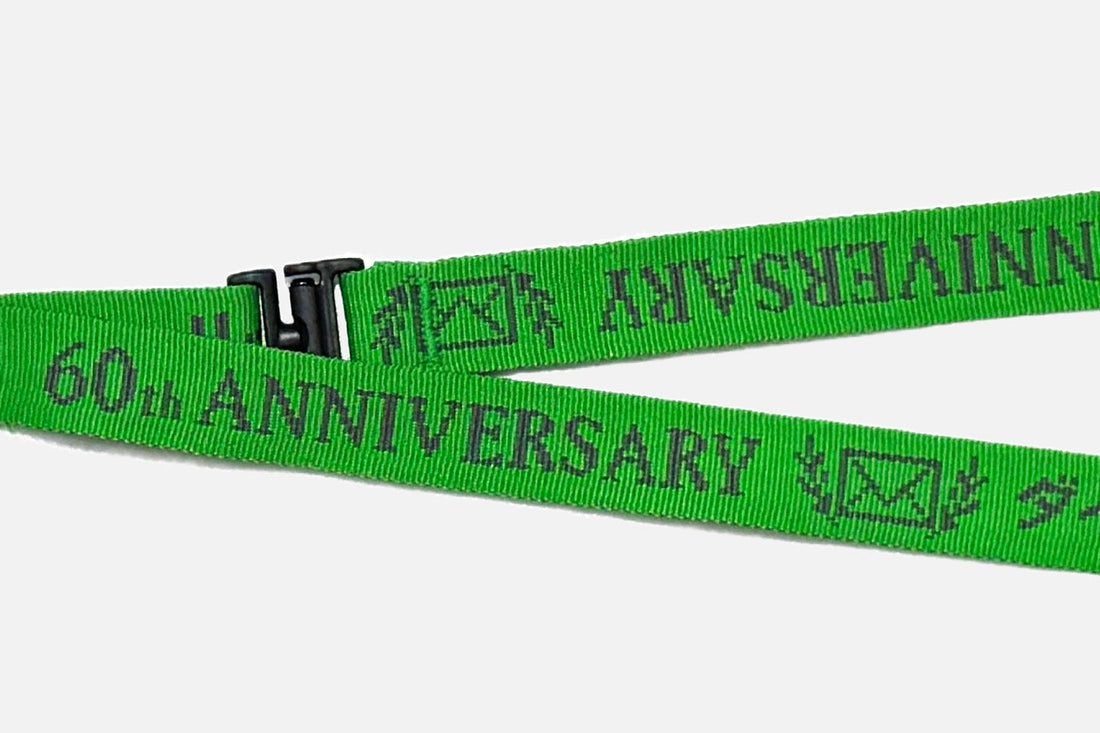 チャコール×若草色　ネックストラップ